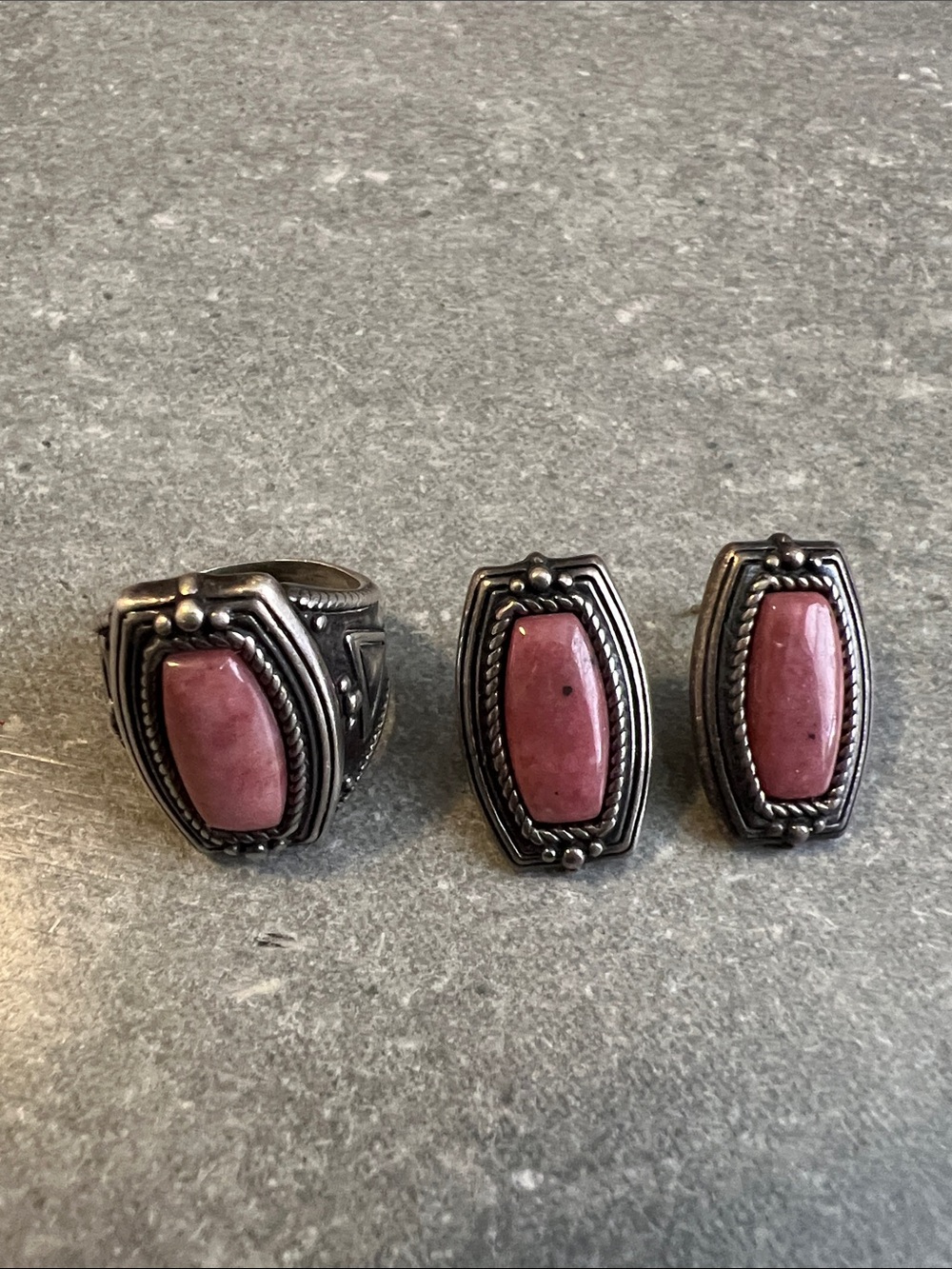 DAKOTA WEST VINTAGE GENUINE RHODONITE SOUTHWESTERN STERLING SILVER RING SZ 6